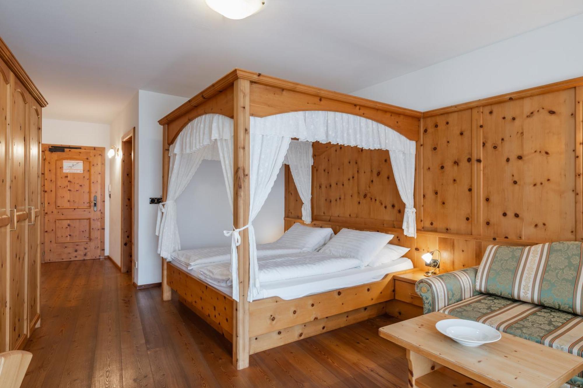 Hotel Asterbel Braies (Prags) Exterior foto